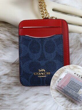 NWT Coach Zip Card Case In Signature Canvas CW883